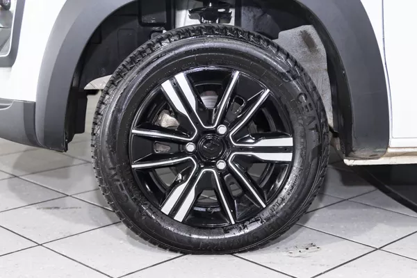 Vehicle Image for 3/3for Renault Kwid 1.0 Climber (manual | petrol)